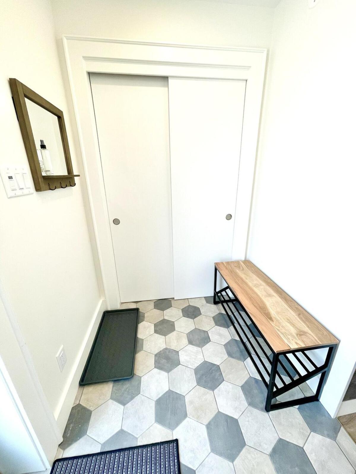"Bike" At Hills Meaford, Pet Friendly, Ground Floor Suite エクステリア 写真